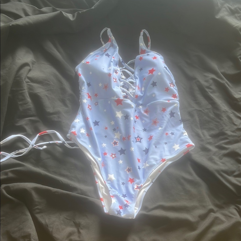 Zaful Blue and Red One Piece Swimsuit with Classic Cut